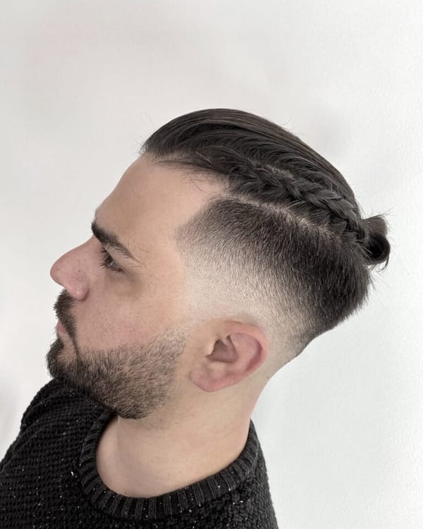 Πλεξούδα με undercut και γενειάδα